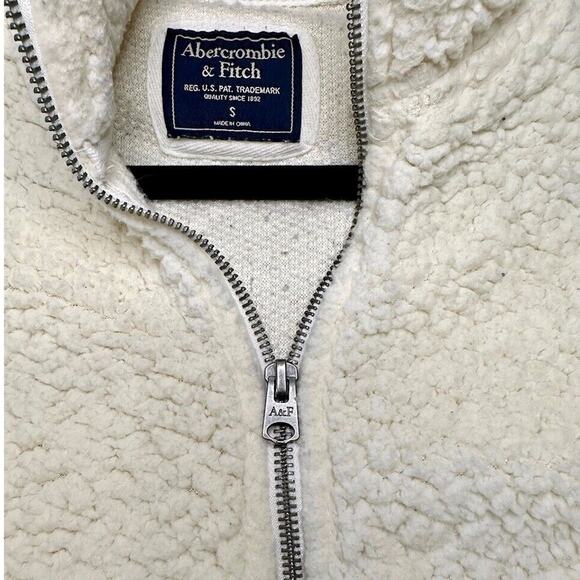 Abercrombie & Fitch Sherpa Pullover Womens Size S 1/4 Zip Cream Ivory Sweatshirt - Picture 3 of 9